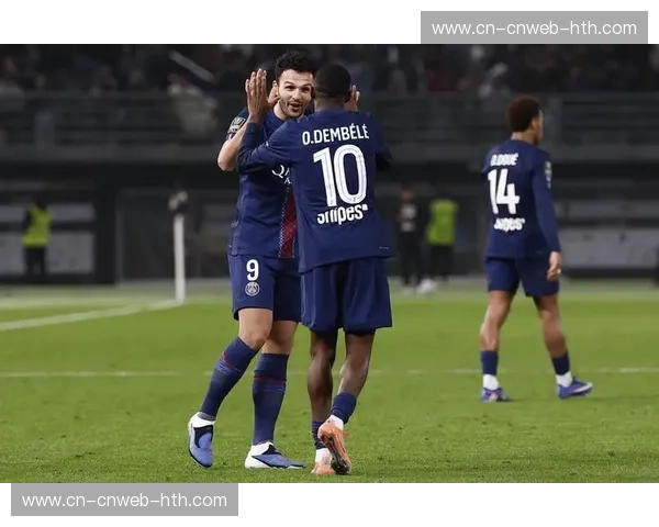 恩里克盛赞巴黎门将深度，称胜利为争冠注入信心