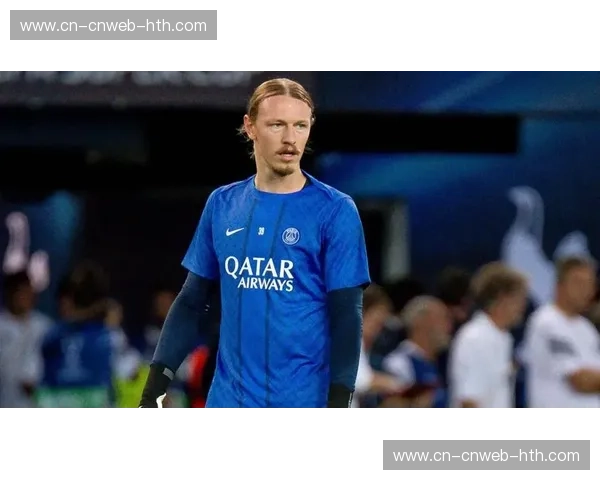 萨福诺夫扑点瞬间，斯特拉斯堡门神成抗巴黎英雄